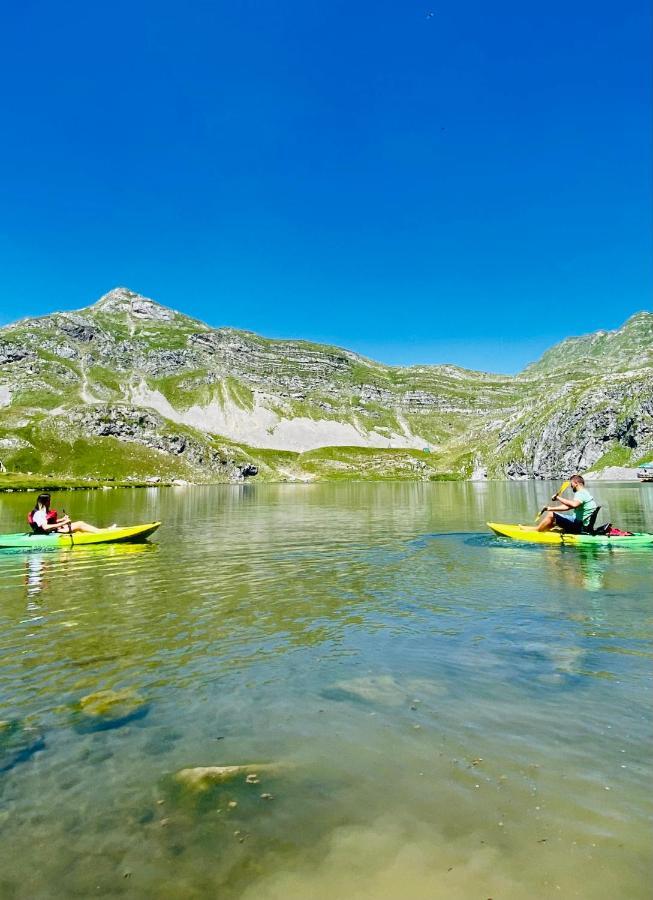 Kapetanovo Jezero Bungalov Bed and Breakfast Podgorica Esterno foto
